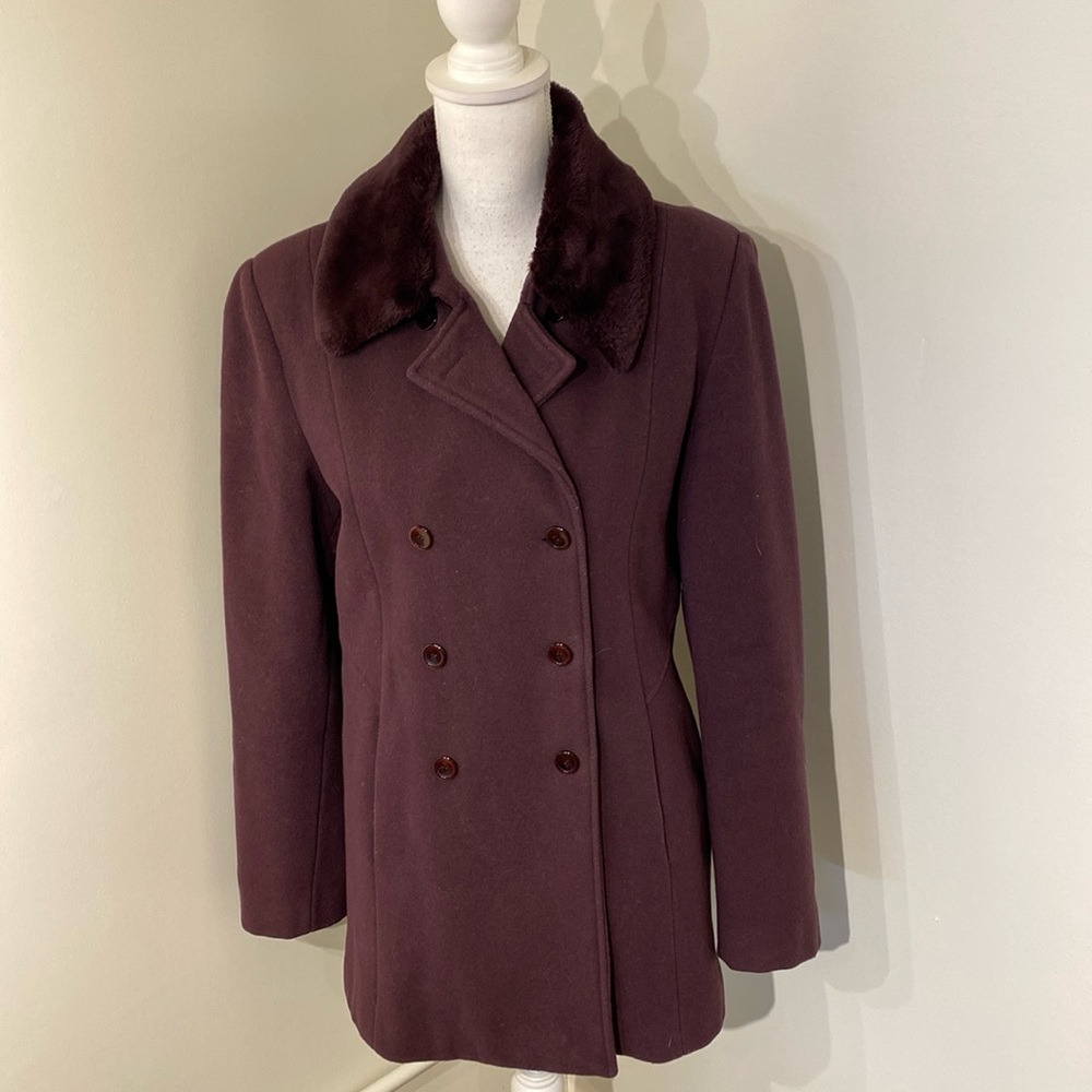 Esisto Wool Jacket Plum Colored.
